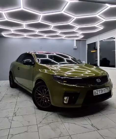 Оклейка Kia в Sunmax 9 Urban Green Gloss PPF