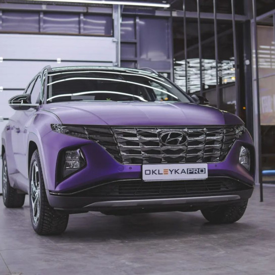 Оклейка Hyundai Tucson в Sunmax Satin Midnight Purple в Москве