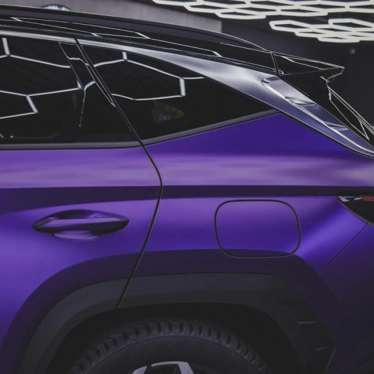 Оклейка Hyundai Tucson в Sunmax Satin Midnight Purple в Москве