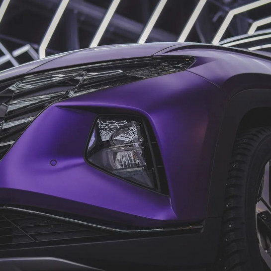 Оклейка Hyundai Tucson в Sunmax Satin Midnight Purple в Москве