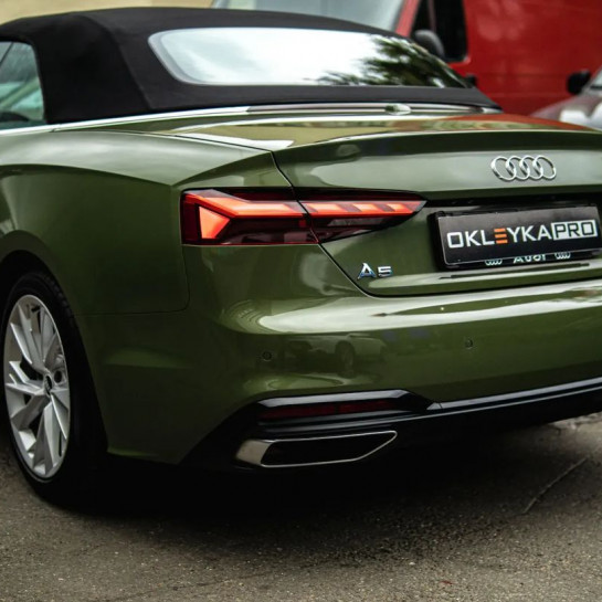 Оклейка Audi A5 в винил Sunmax Ultra Gloss Military Green