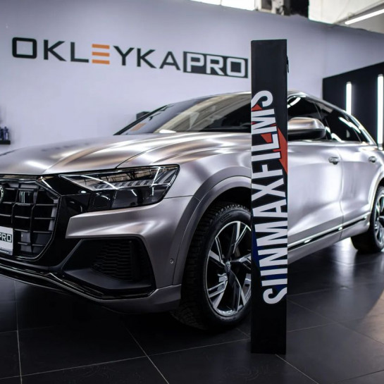 Оклейка Audi Q8 в Sunmax Color Matte Metallic Gunmetal Grey на авто