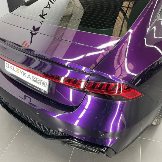 Оклейка Audi A7 в Sunmax Splendid Midnight Purple для авто