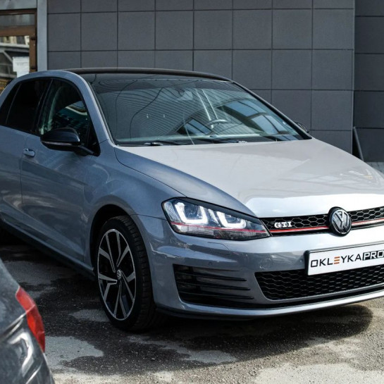 Оклейка VolksWagen GTI Ultra Gloss Nardo Grey на авто винилом