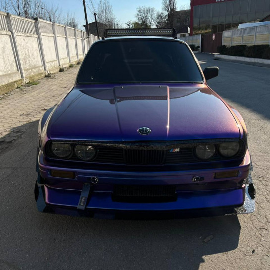 Оклейка BMW в Sunmax 30 Color PPF Green Blue