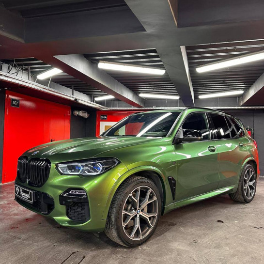 Оклейка BMW в Sunmax 3 Dark Green Pearl Color PPF
