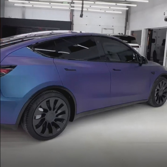 Оклейка Tesla в Sunmax 742 metallic Dark Blue
