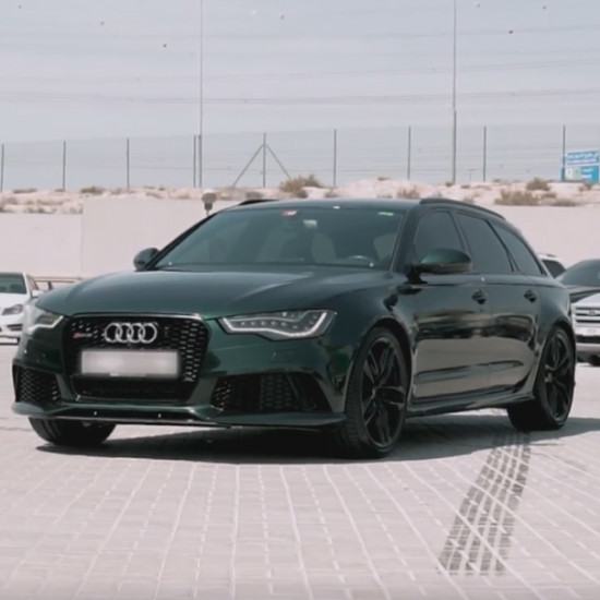 Оклейка Audi в Sunmax 210 Gloss Metallic Black Green