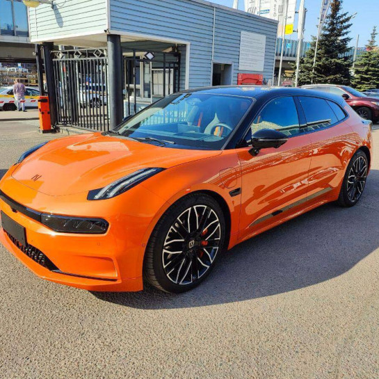 Оклейка Zeekr в Sunmax 6 Lotus Orange Color PPF