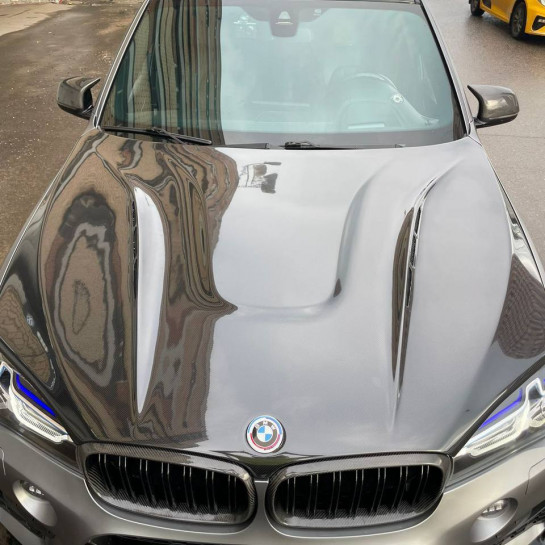 Оклейка BMW в Sunmax 34 Color PPF Carbon Black