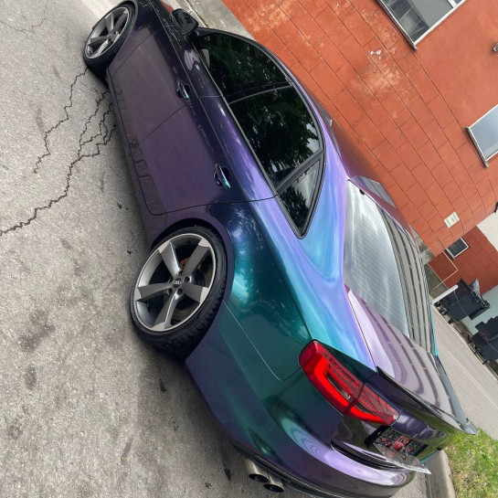 Оклейка Audi в Sunmax 29 Green Purple Color PPF