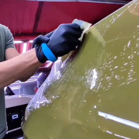 Оклейка Kia в Sunmax 9 Urban Green Gloss