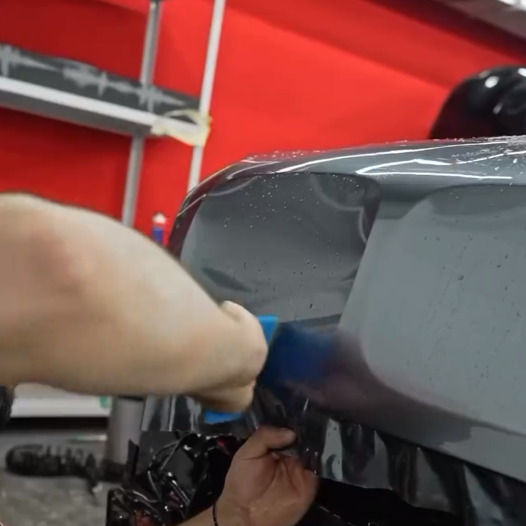 Оклейка BMW X6 в Sunmax 44 Metal Gray