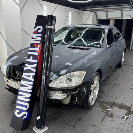 Оклейка Mercedes в Sunmax 38 Black Gloss PPF