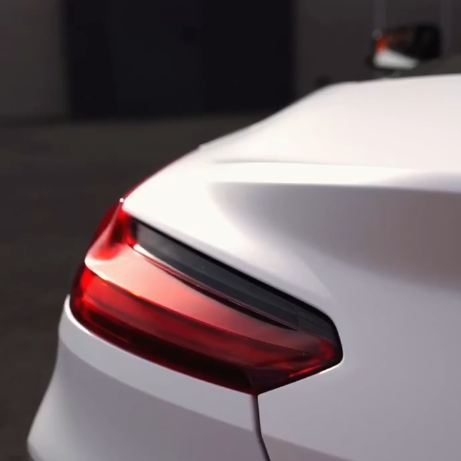 Оклейка BMW в цветной полиуретан Sunmax 36 Matt White Pearl