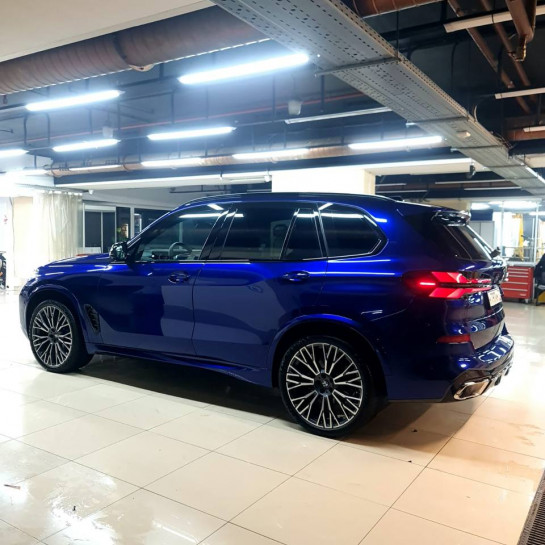 Полная оклейка авто BMW в Sunmax 17 Marina Blue PPF