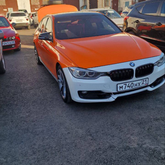 Оклейка BMW в цветной полиуретан Sunmax 6 Lotus Orange Color PPF