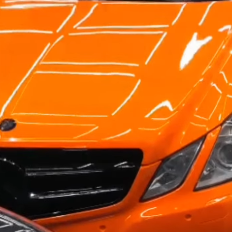 Оклейка кузова Mercedes в цветной полиуретан Sunmax 6 Golden Lotus Orange Color PPF