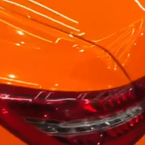 Оклейка кузова Mercedes в цветной полиуретан Sunmax 6 Golden Lotus Orange Color PPF