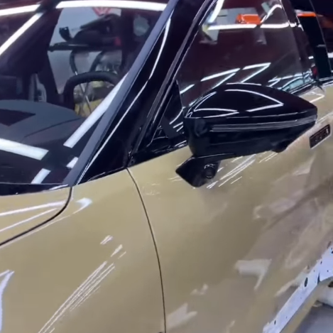 Оклейка автомобиля Lixiang в цветной полиуретан Sunmax 58 Desert Yellow Color PPF