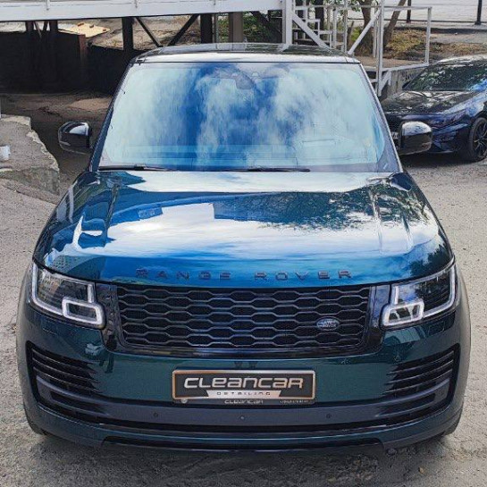 Оклейка Range Rover в цветную полиуретановую пленку Sunmax 2 Shiny Green Color PPF