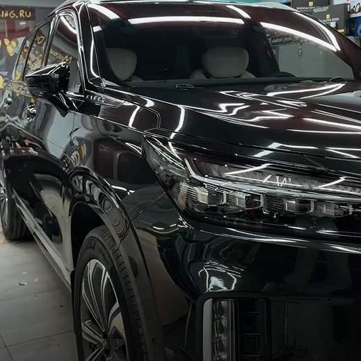 Оклейка Exeed в цветную полиуретановую пленку Sunmax 4 Goodwood Green Pearl Color PPF