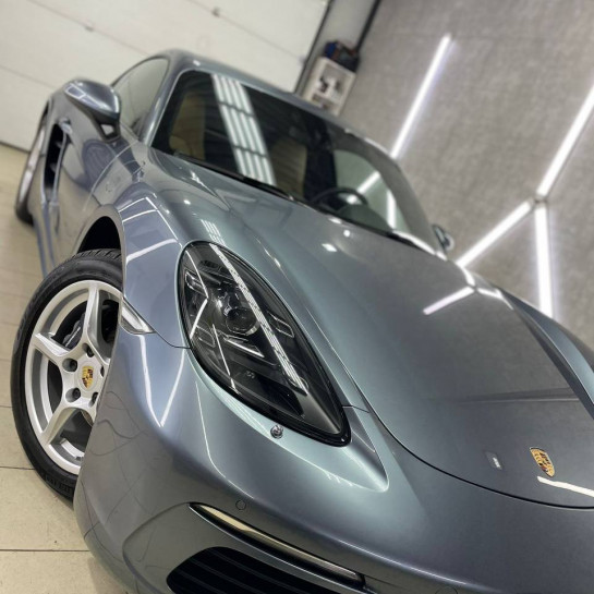 Оклейка Porsche цветным полиуретаном Sunmax 22 Gray Pearl Color PPF