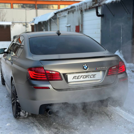 Оклейка BMW цветным защитным полиуретаном Sunmax Silver Matt 25 Color PPF