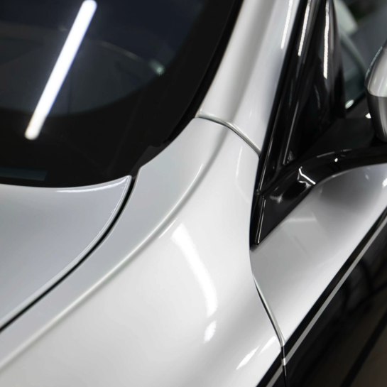 Оклейка кузова BMW в полиуретан Sunmax 44 Metal Gray Color PPF