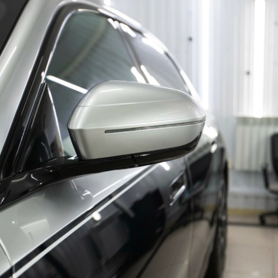 Оклейка кузова BMW в полиуретан Sunmax 44 Metal Gray Color PPF