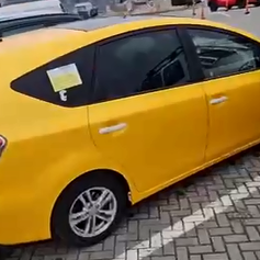 Оклейка кузова Toyota автовинилом Sunmax 525 Metallic Yellow