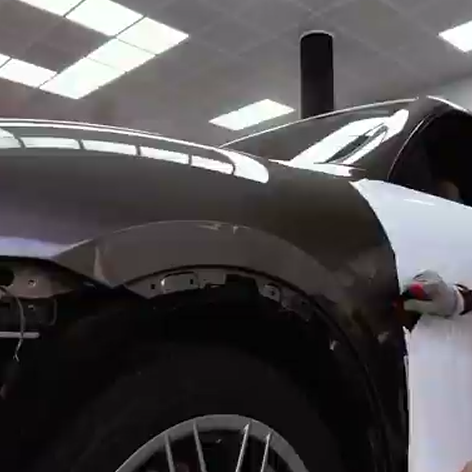 Оклейка Porsche пленкой Sunmax 581 Gloss Diamond White