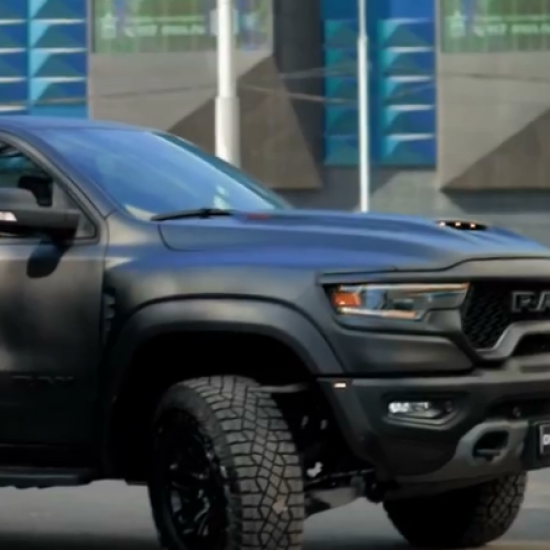 Оклейка Dodge RAM 1500 в винил Sunmax 568 Super Matt Black