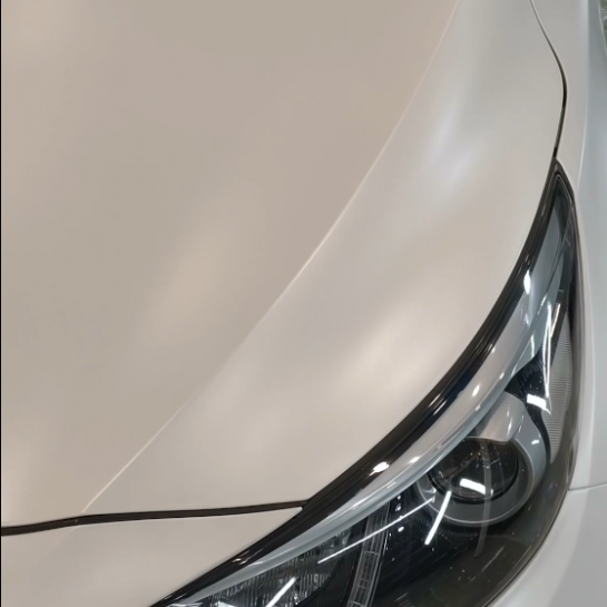 Оклейка Kia полиуретаном Sunmax 36 White Matt Pearl Color PPF
