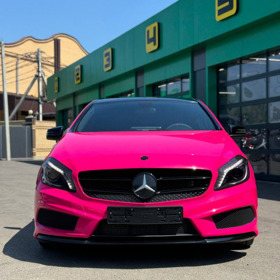 Оклейка Mercedes цветным полиуретаном Sunmax 42 Pink Glossy PPF