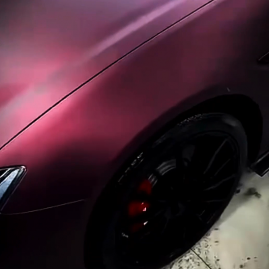 Оклейка Maserati цветным полиуретаном Sunmax 37 Matt Black Charm Red Color PPF