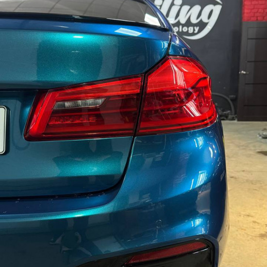 Оклейка BMW цветным полиуретаном Sunmax 27 Shadow blue Color PPF