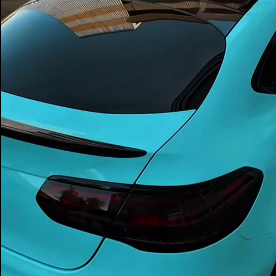 Оклейка Mercedes цветным защитным полиуретаном Sunmax 12 Tiffany Gloss Color PPF 