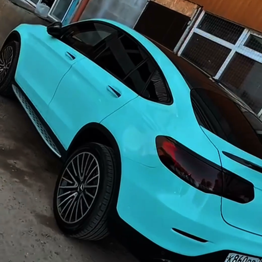 Оклейка Mercedes цветным защитным полиуретаном Sunmax 12 Tiffany Gloss Color PPF 