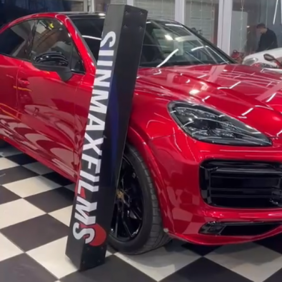 Оклейка Porsche цветным полиуретаном Sunmax 48 Metall Red Color PPF