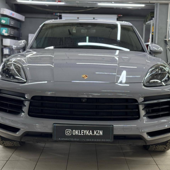 Оклейка Porsche цветным полиуретаном Sunmax 15 Brooklyn Grey Gloss Color PPF