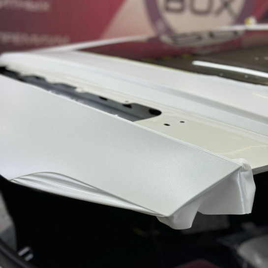 Оклейка Mercedes цветным защитным полиуретаном Sunmax 36 White Matt Pearl Color PPF