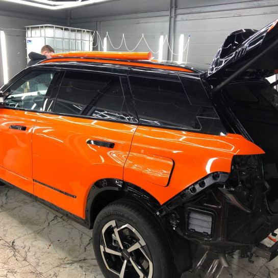 Оклейка Jaecoo цветным антигравийным полиуретаном Sunmax 6 Lotus Orange Color PPF