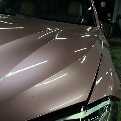 Оклейка BMW цветным антигравийным полиуретаном Sunmax 47 Bentley Pink PPF