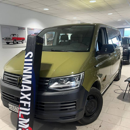 Оклейка Volkswagen цветным полиуретаном Sunmax 9 Urban Green PPF