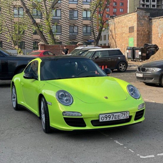 Оклейка Porsche 911 цветным полиуретаном Sunmax 57 Phantom Lemon Color PPF