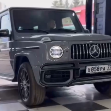 Покрытие Mercedes цветной полиуретановой защитной пленкой Sunmax серого цвета