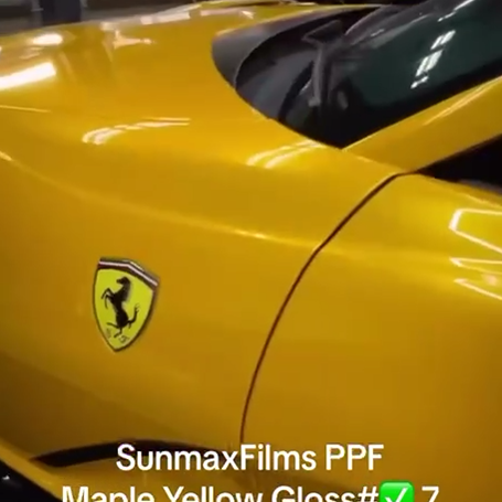 Оклейка кузова Ferrari цветной полиуретановой пленкой Sunmax 7 Maple Yellow PPF