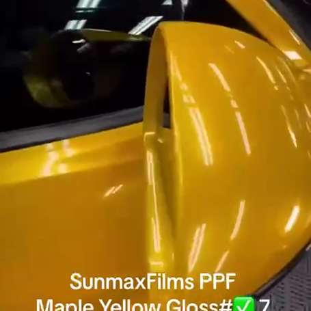 Оклейка кузова Ferrari цветной полиуретановой пленкой Sunmax 7 Maple Yellow PPF