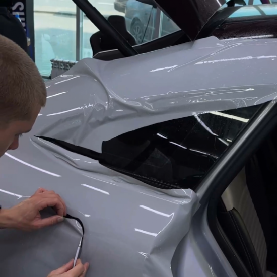 Оклейка Mercedes цветным полиуретаном Sunmax 13 Volcano Gray Gloss PPF